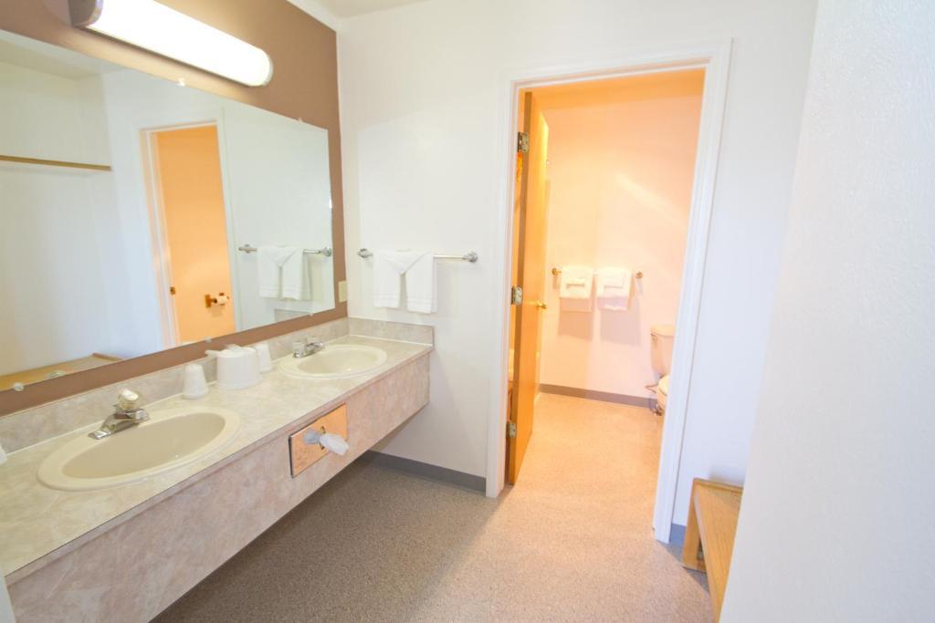 Brooks St. Motor Inn Missoula Zimmer foto